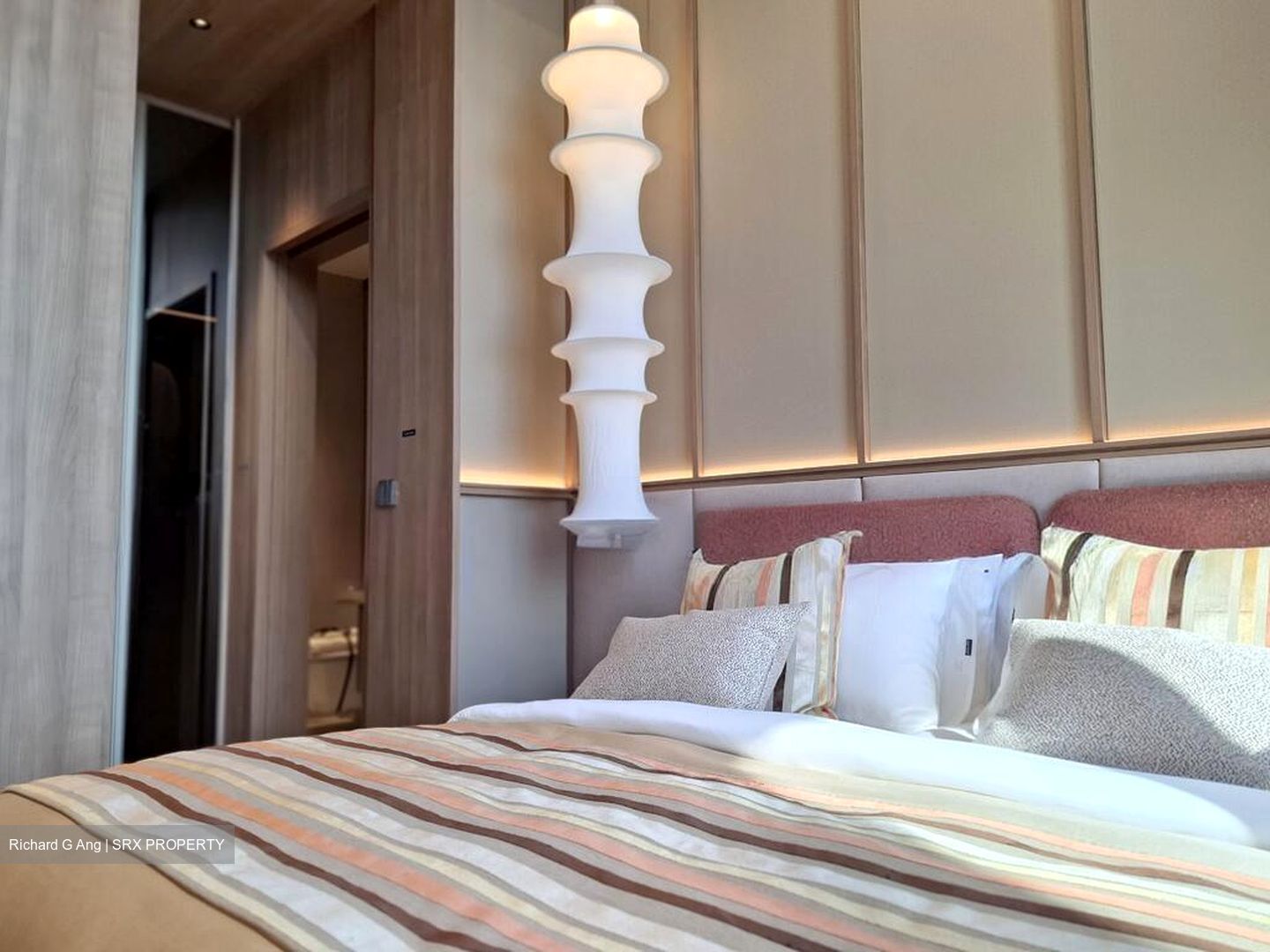 Jalan Jurong Kechil (D21), Condominium #500627671
